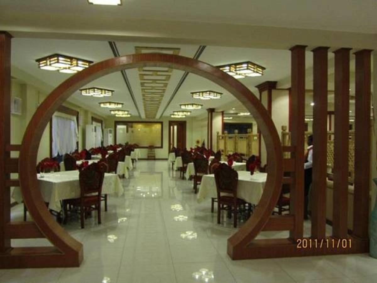 Great Wall Hotel ダル・エス・サラーム エクステリア 写真