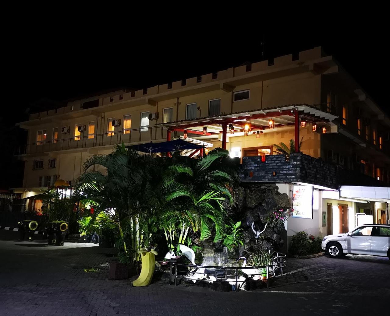 Great Wall Hotel ダル・エス・サラーム エクステリア 写真